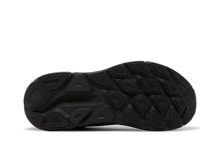 HOKA Clifton 9 'Triple Black'