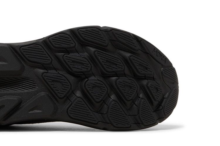 HOKA Clifton 9 'Triple Black'