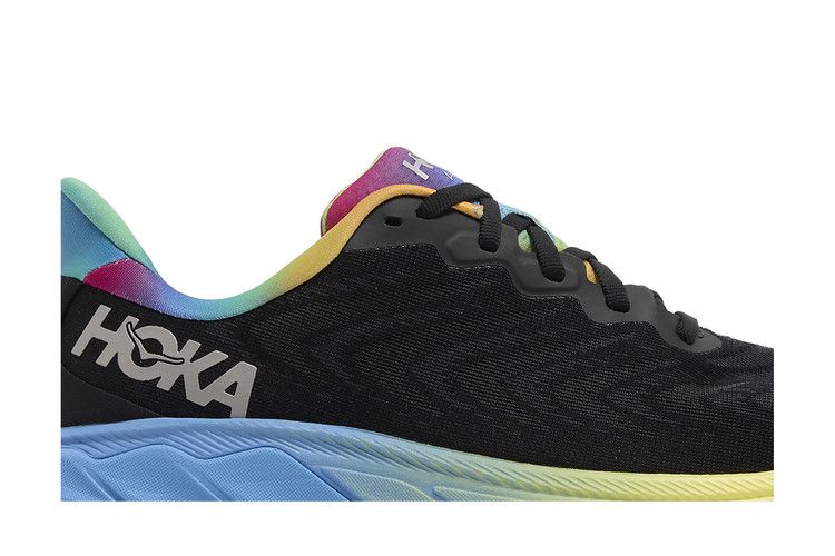 HOKA Wmns Arahi 6 'Black Rainbow'