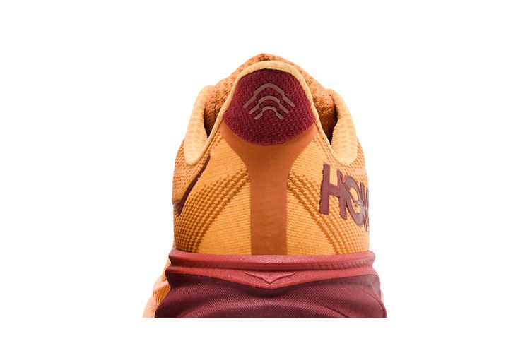 HOKA Clifton 9 'Amber Haze Sherbet'