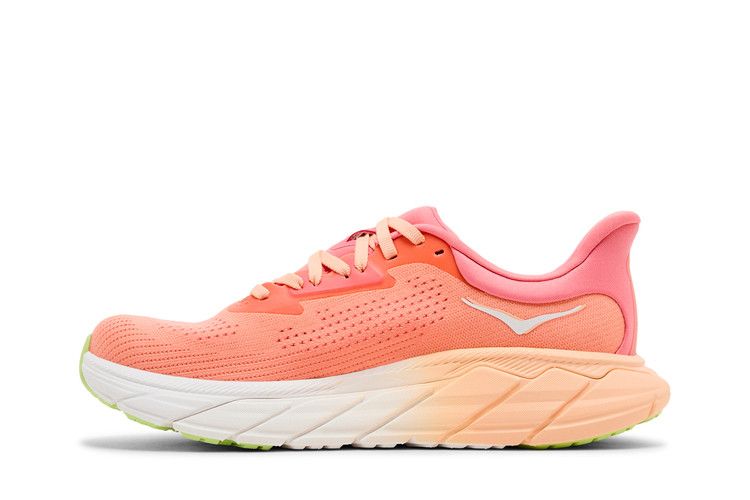HOKA Wmns Arahi 7 'Papaya Coral'