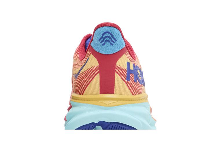 HOKA Clifton 9 'Cerise Cloudless'